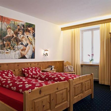 Poschiavo Suisse Hotel Bagian luar foto