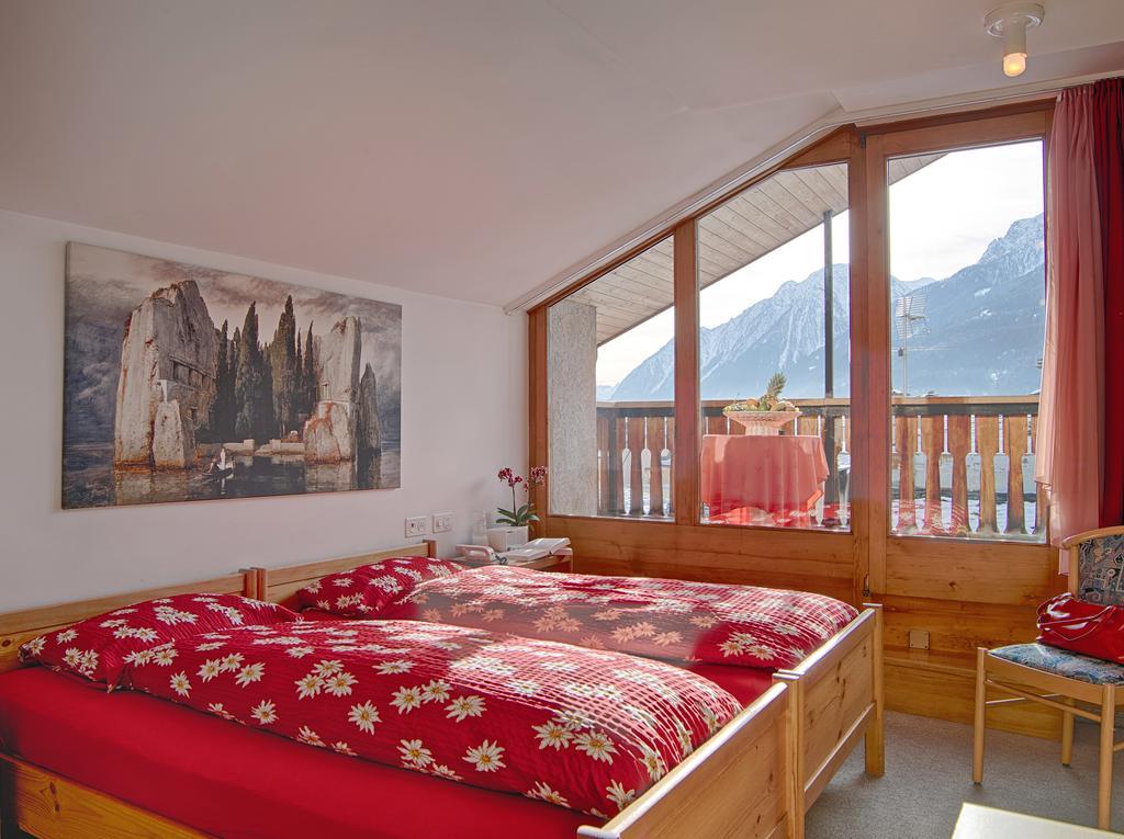 Poschiavo Suisse Hotel Bagian luar foto