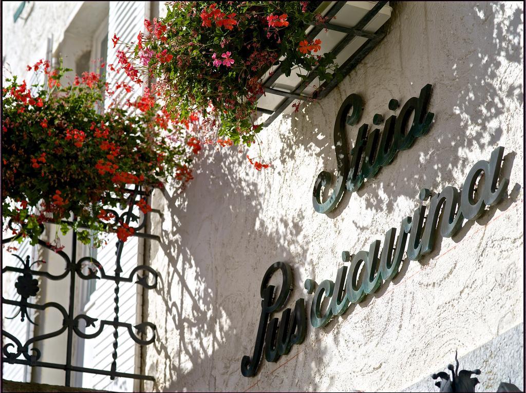 Poschiavo Suisse Hotel & Traditional Fondue Stube Bagian luar foto