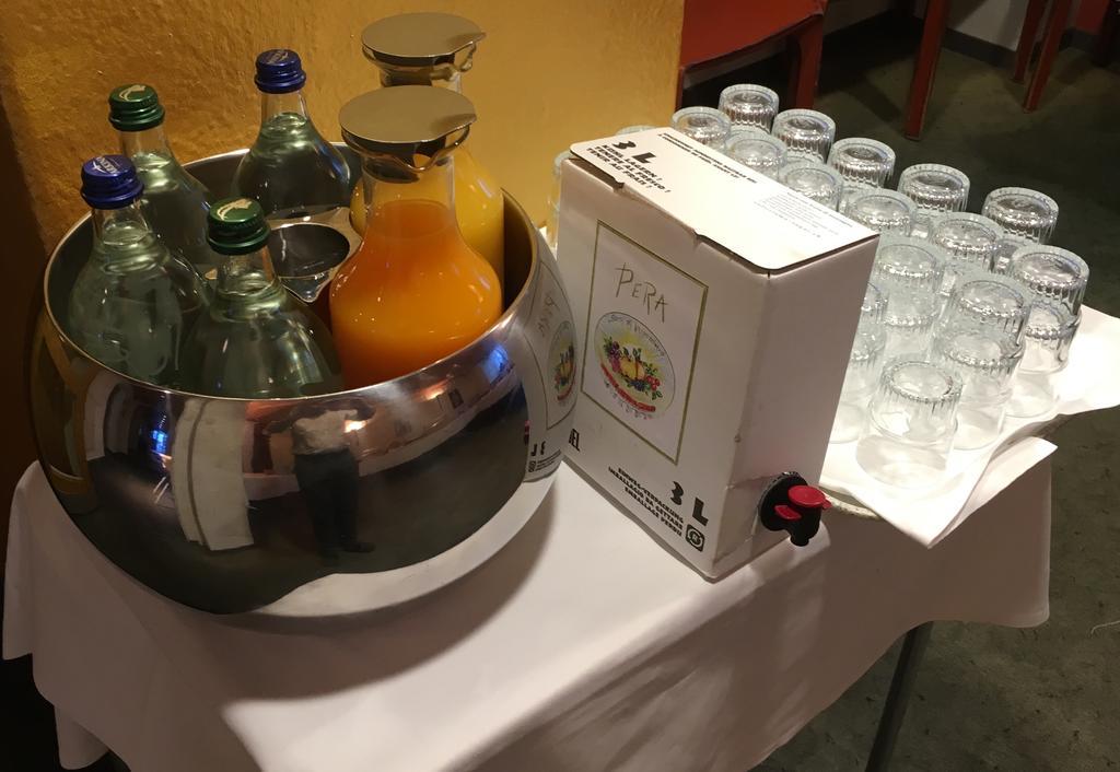 Poschiavo Suisse Hotel & Traditional Fondue Stube Bagian luar foto